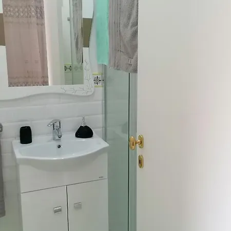 Renella Apartment