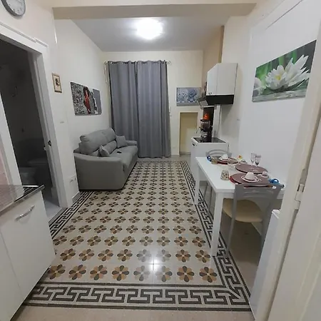 Renella Apartment *